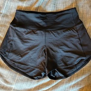 Lululemon Speed Up High Rise Short Size 6